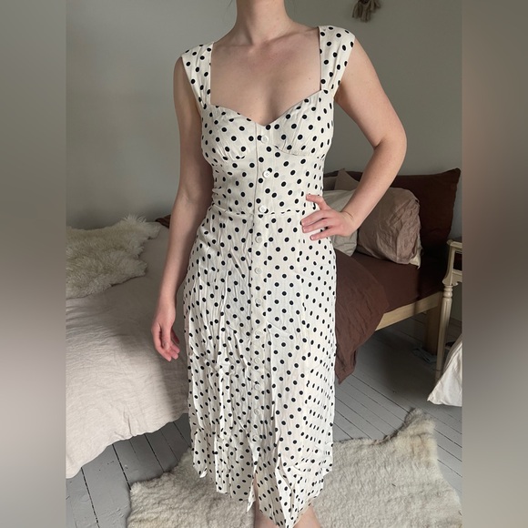 Reformation Dresses & Skirts - Reformation Black and White Polka Dot Backless Sun Dress